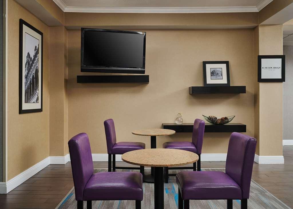 Hampton Inn Covington Va Interior foto