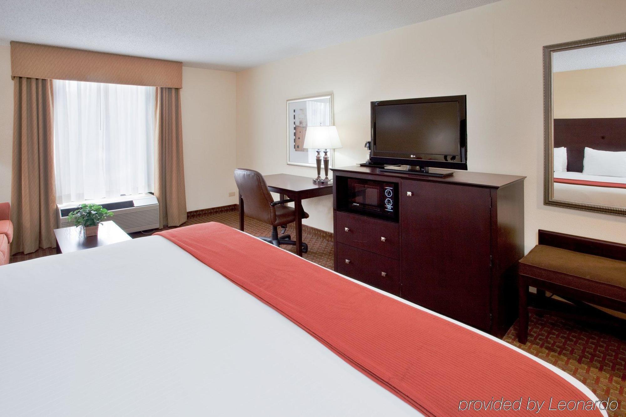 Hampton Inn Covington Va Quarto foto